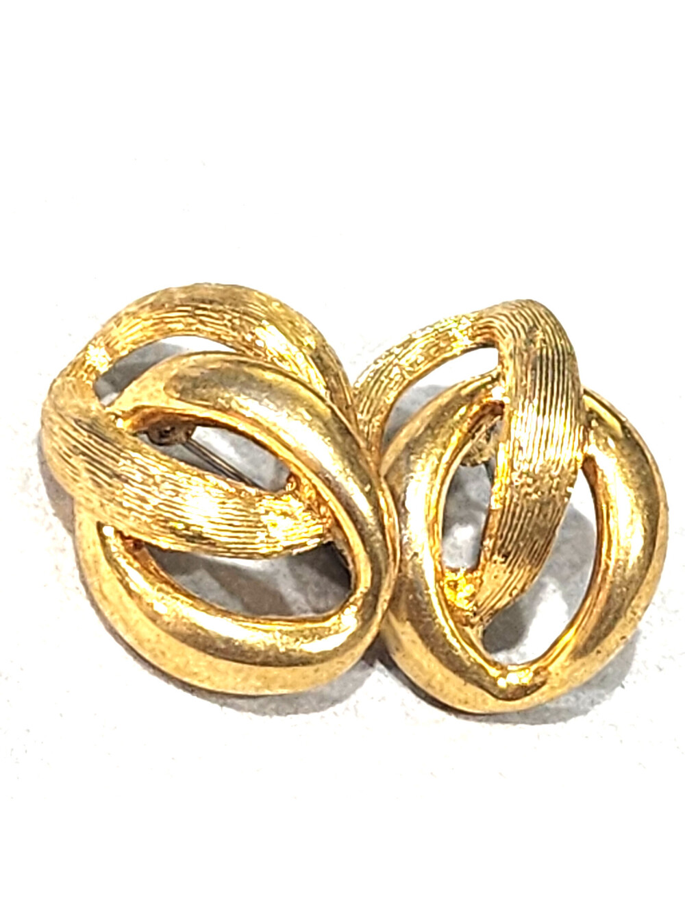 Napier Vintage Signed Gold Door Knocker Earrings 1980s Chunky Interlocking Loop